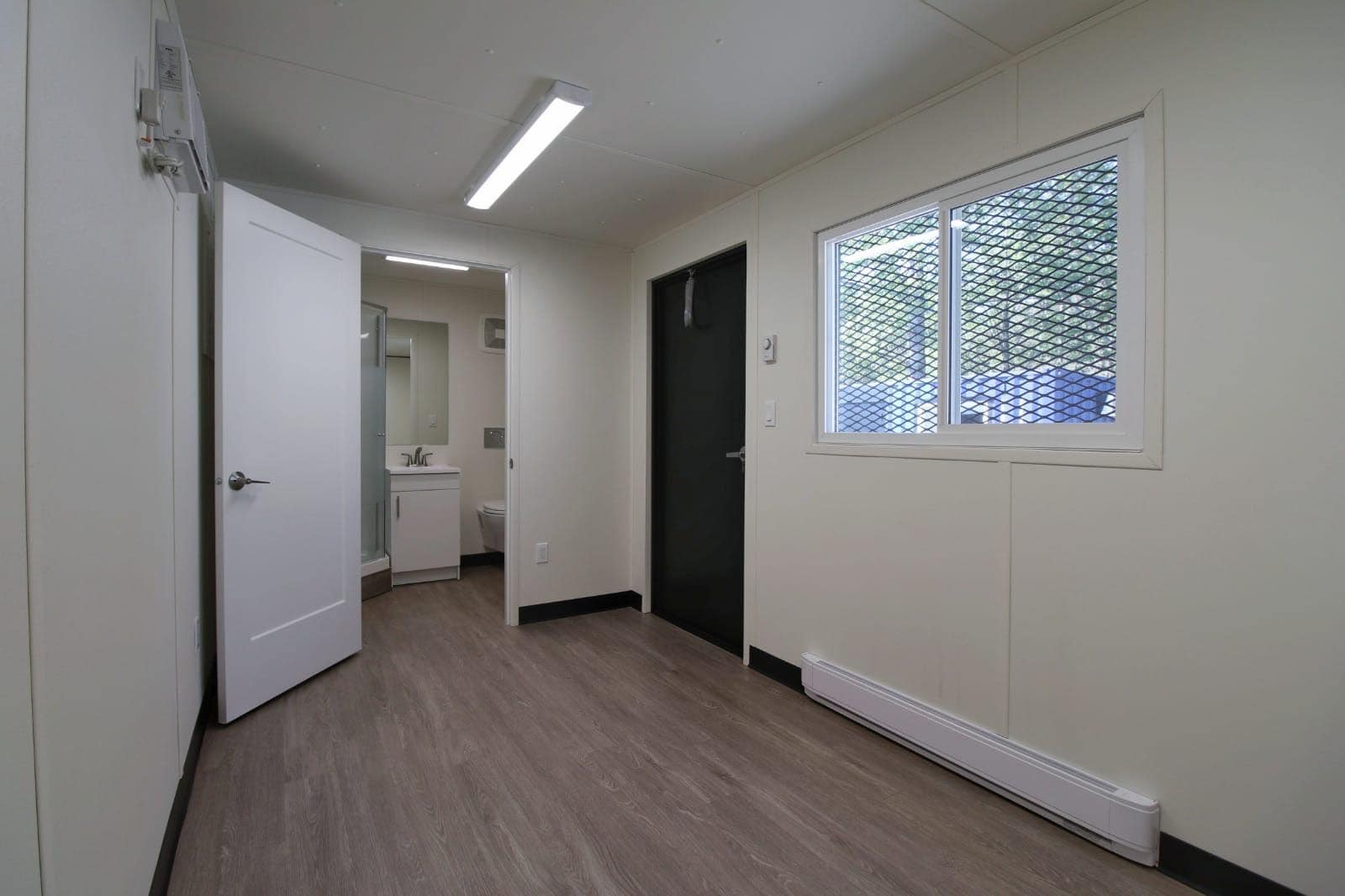 20&prime; Site office + Washroom - STARMAX Containers PTY. LTD