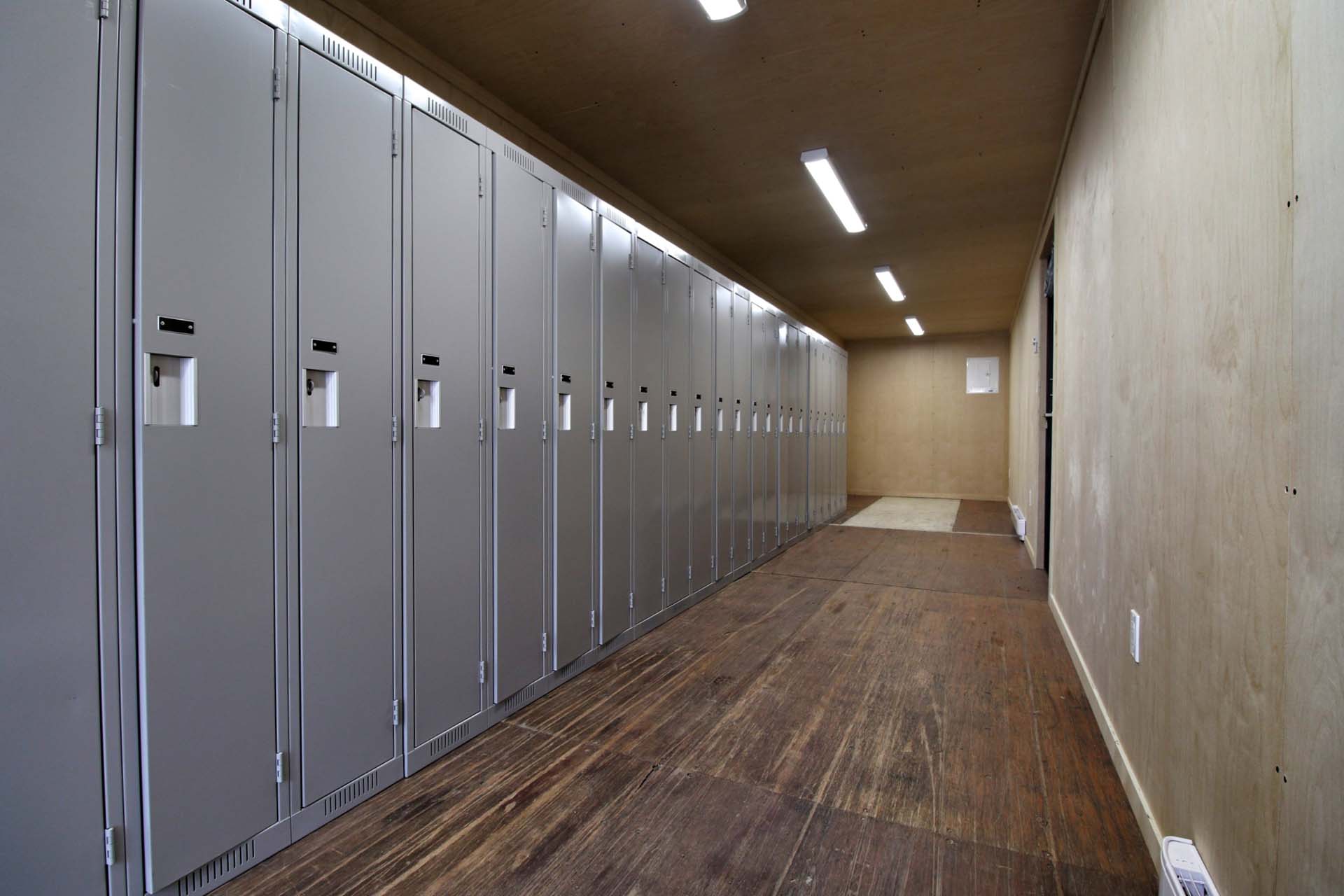 40&rsquo; Locker Room - STARMAX Containers PTY. LTD