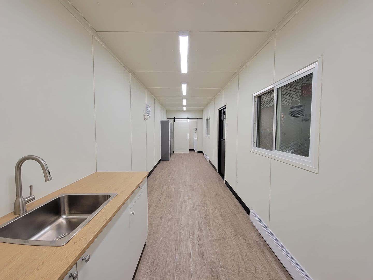 40&rsquo; Lunchroom + Locker room - STARMAX Containers PTY. LTD