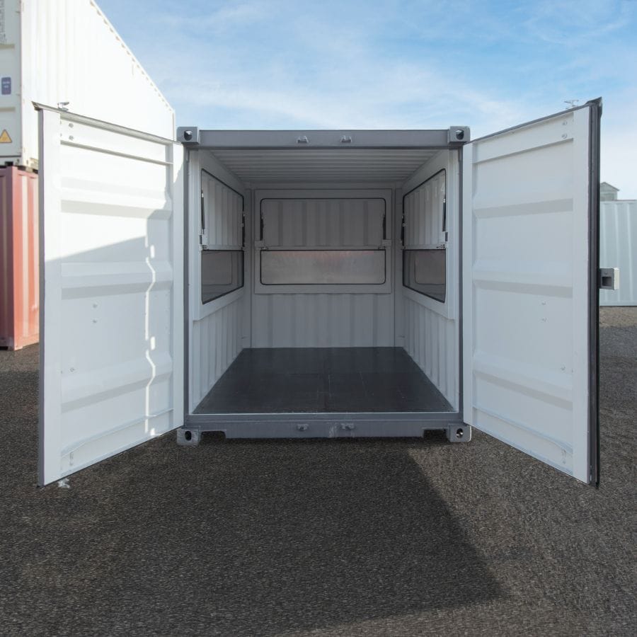 9&prime; &ldquo;CAF&Eacute; CUBE&rdquo; - STARMAX Containers PTY. LTD