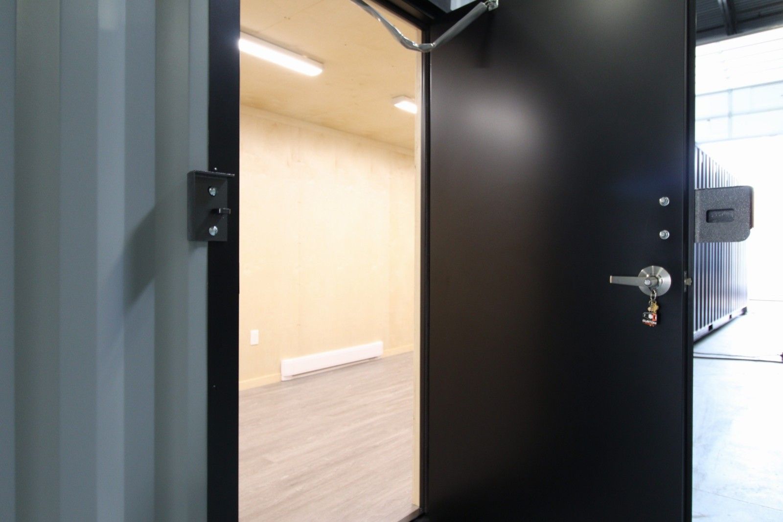 40&rsquo; Office CUBE &ndash; Wood Finished - STARMAX Containers PTY. LTD
