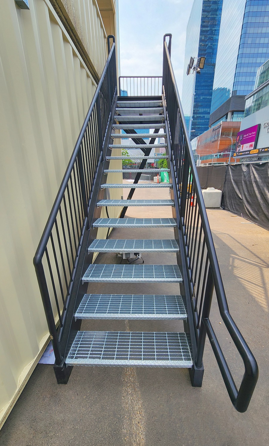 Container Stairs - STARMAX Containers PTY. LTD