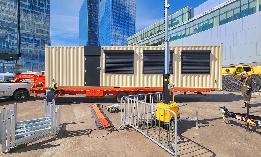 40&rsquo;HC VIP Area with Patio for the Oilers - STARMAX Containers PTY. LTD